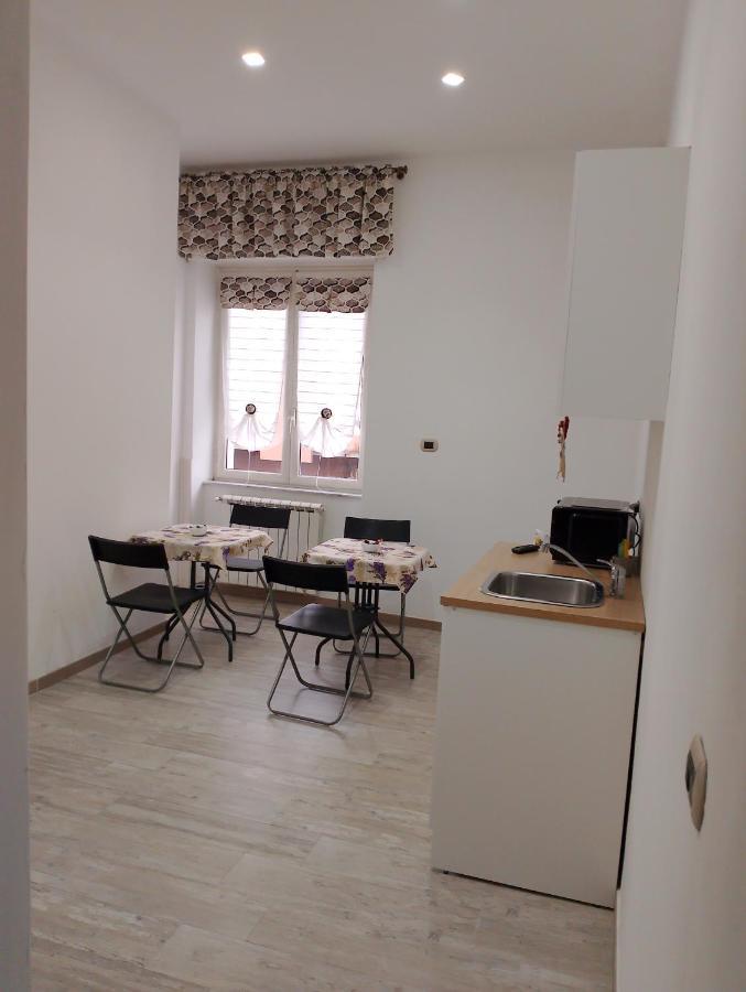 B&B Airport Serenity Suites Napoli Eksteriør bilde